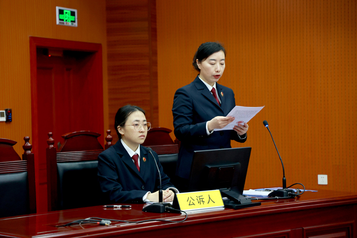 以案为鉴鸣警钟，观摩评议提质效———猇亭区人民检察院开展庭审观摩评议活动